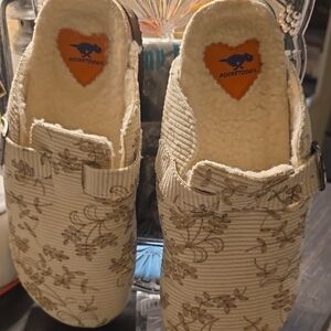 Rocket Dog Beige Floral Slip-Ons